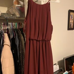 Burgundy knee length dress 👗